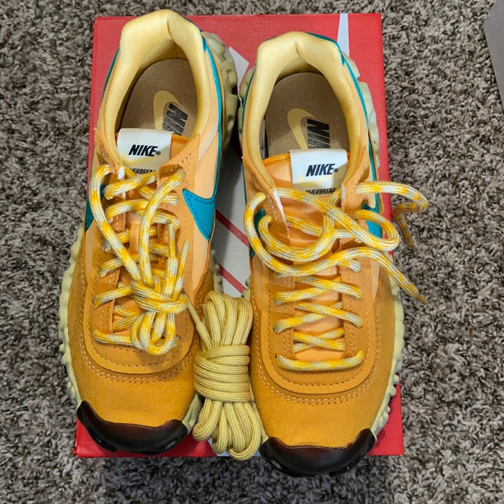 Nike over break sneakers